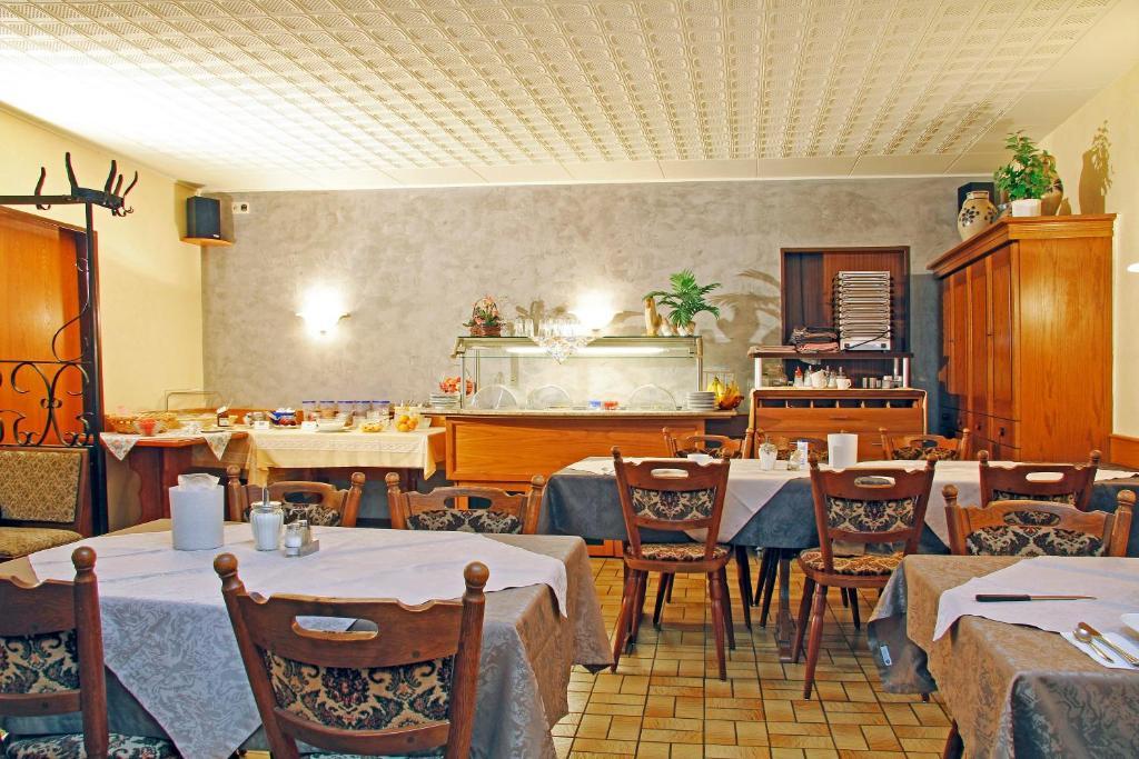 Zewener Hof - Garni Hotel เทรียร์ ภายนอก รูปภาพ