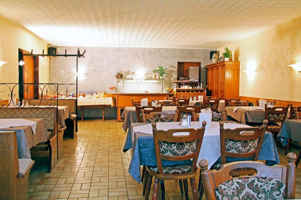 Zewener Hof - Garni Hotel เทรียร์ ภายนอก รูปภาพ