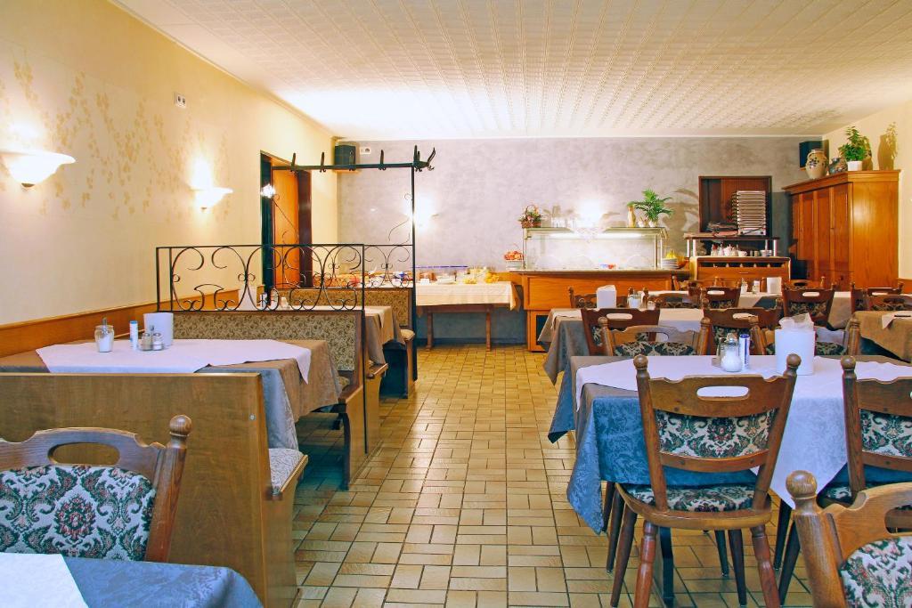 Zewener Hof - Garni Hotel เทรียร์ ภายนอก รูปภาพ